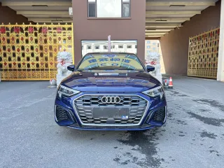 Audi A3 2022 — фото 2 из 26