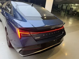 Hyundai Elantra 2023 — фото 6 из 20