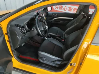 Kia Stonic 2022 — фото 5 из 5