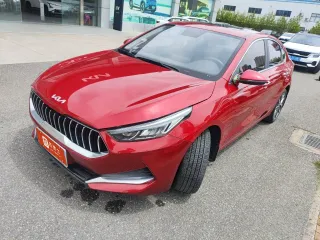 Kia K3 2021 — фото автомобиля из Китая