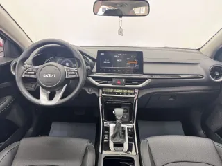 Kia K3 2021 — фото 20 из 70