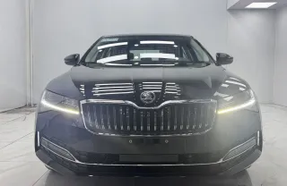 Skoda Superb 2023 — фото 2 из 20