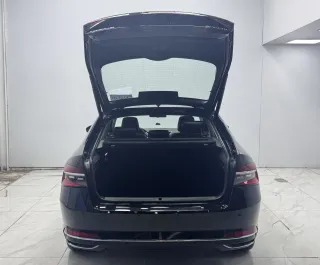 Skoda Superb 2023 — фото 17 из 20