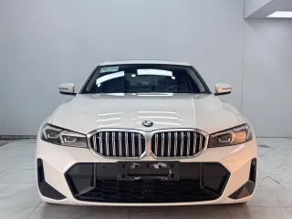 BMW 3-Series 2023 — фото 2 из 31