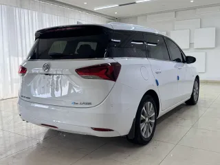 Buick GL6 2022 — фото 47 из 57