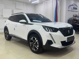 Peugeot 2008.0 2023 — фото 2 из 7