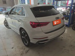 Audi Q3 2021 — фото 3 из 6